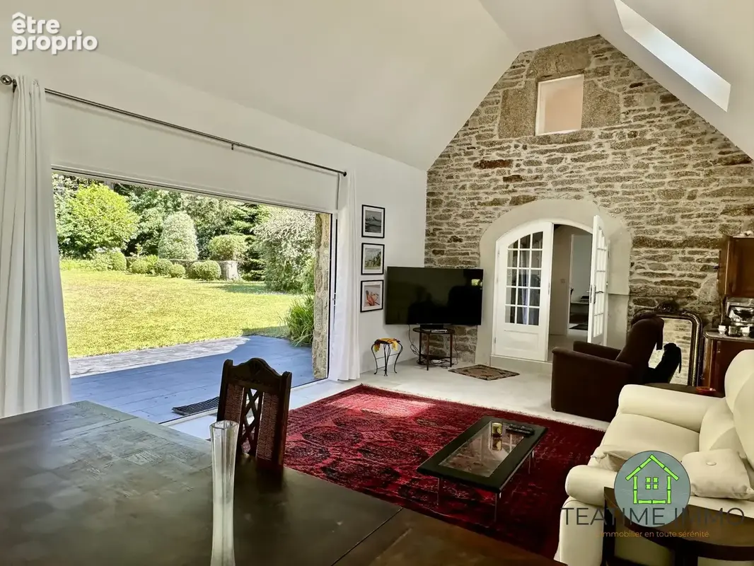 Maison 10 pièces 283 m² à vendre à Ploumilliau (22300) - photo 8