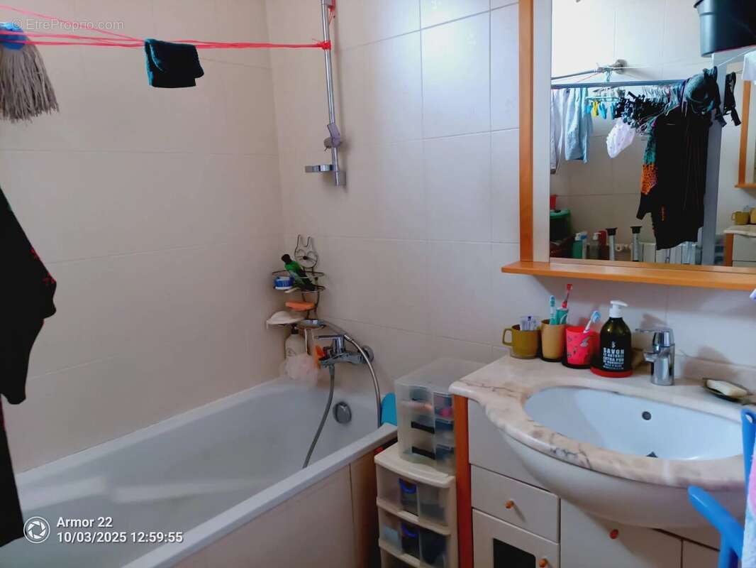 Appartement à CHARENTON-LE-PONT