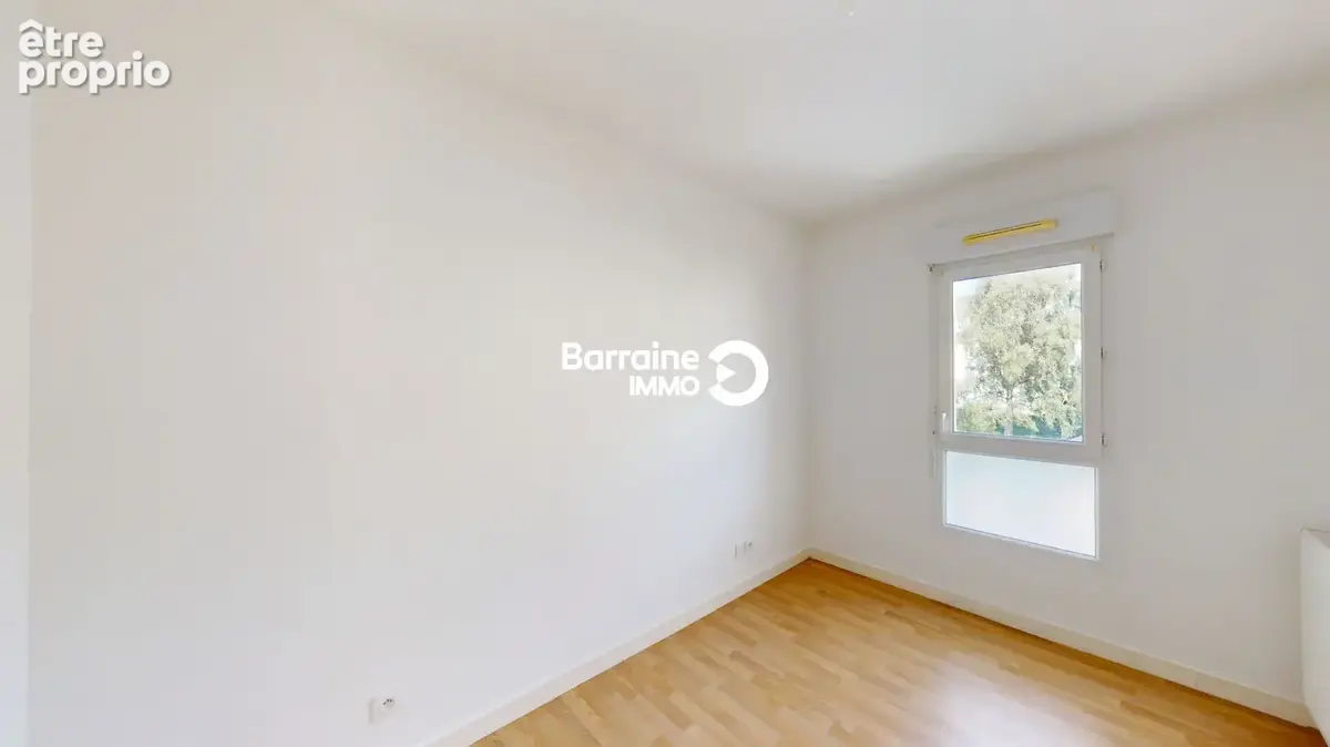 Appartement t3 avec terrasse - 2 chambres - garage double - dernier etage - photo 7