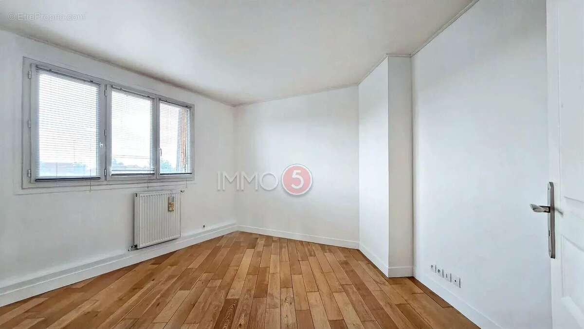 Appartement à VILLEMOMBLE