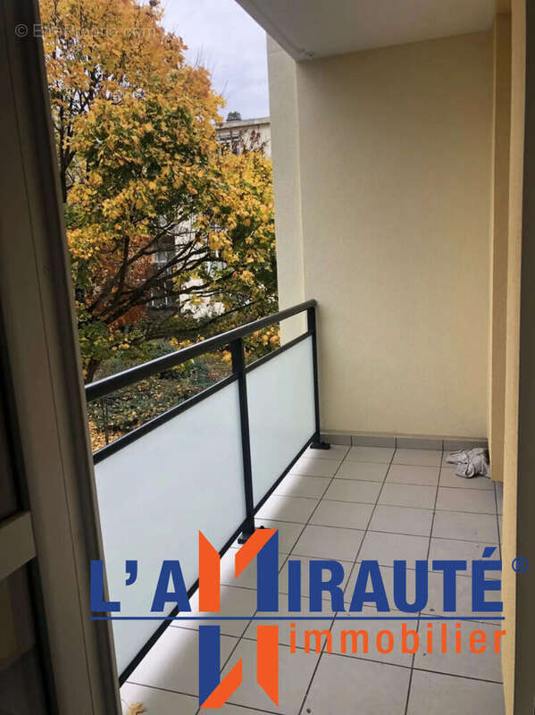 Appartement 3 pièces de 69 m² - photo 2