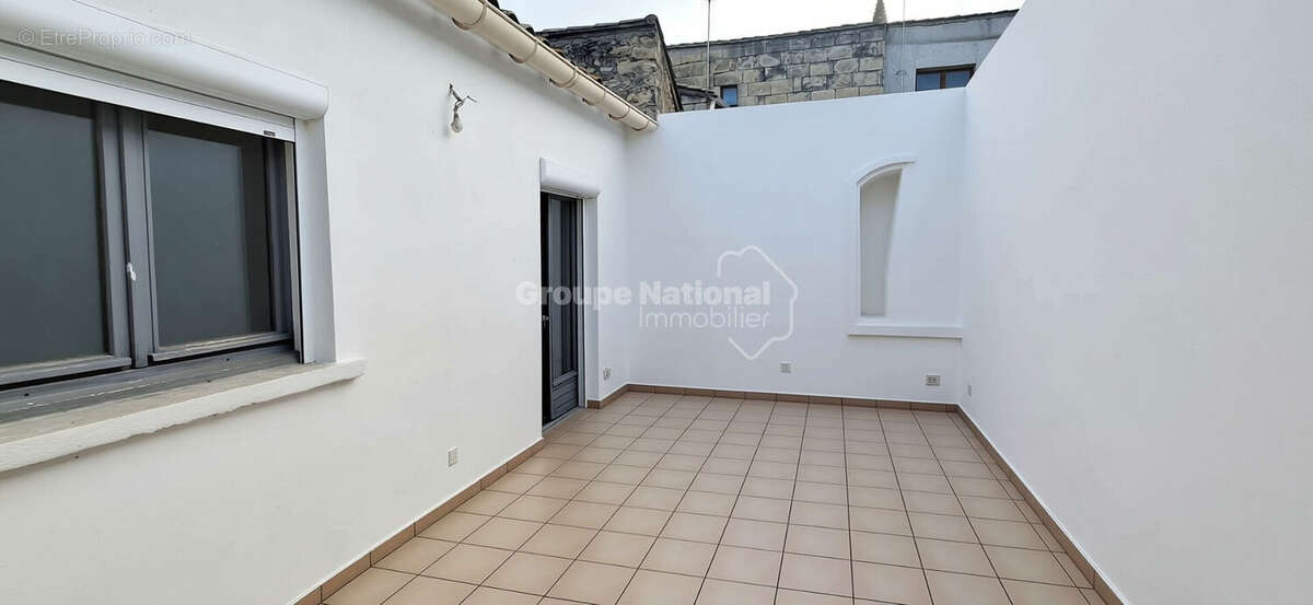 MONTFRIN Maison avec cour - photo 3