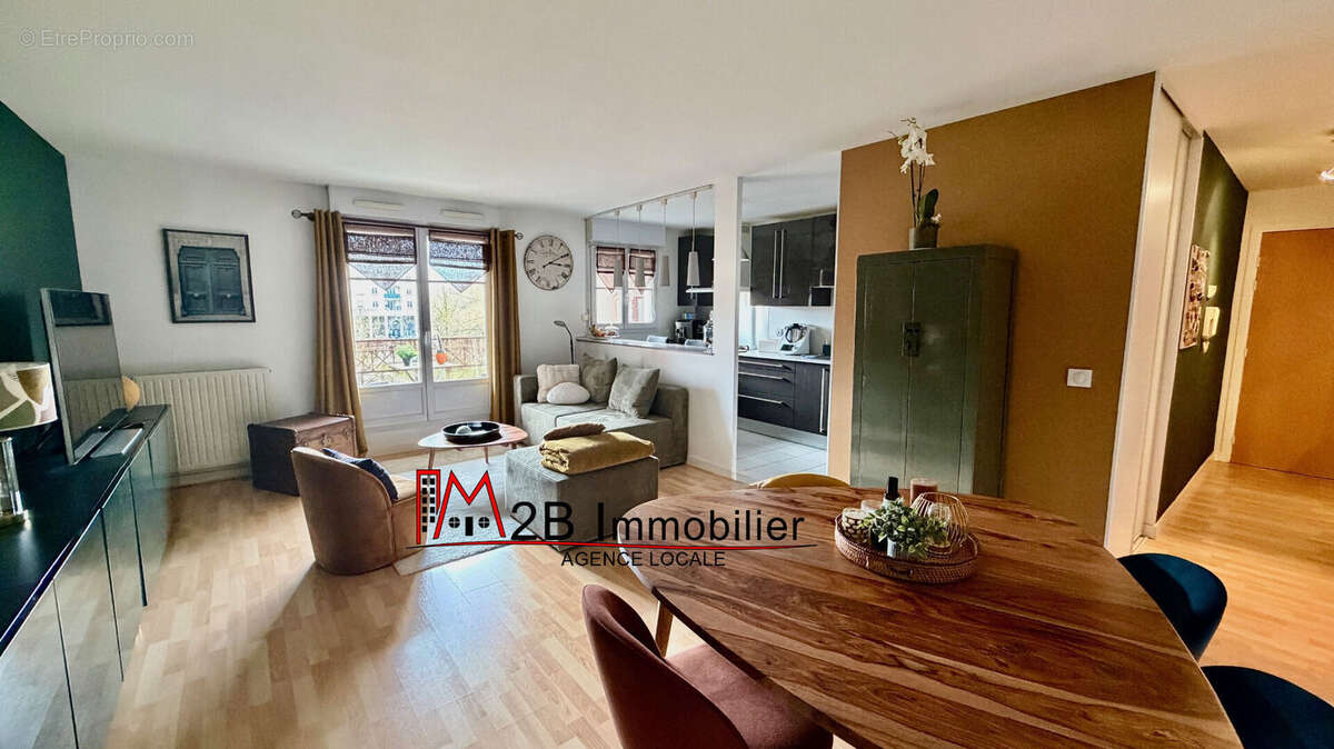 Appartement à BUSSY-SAINT-GEORGES