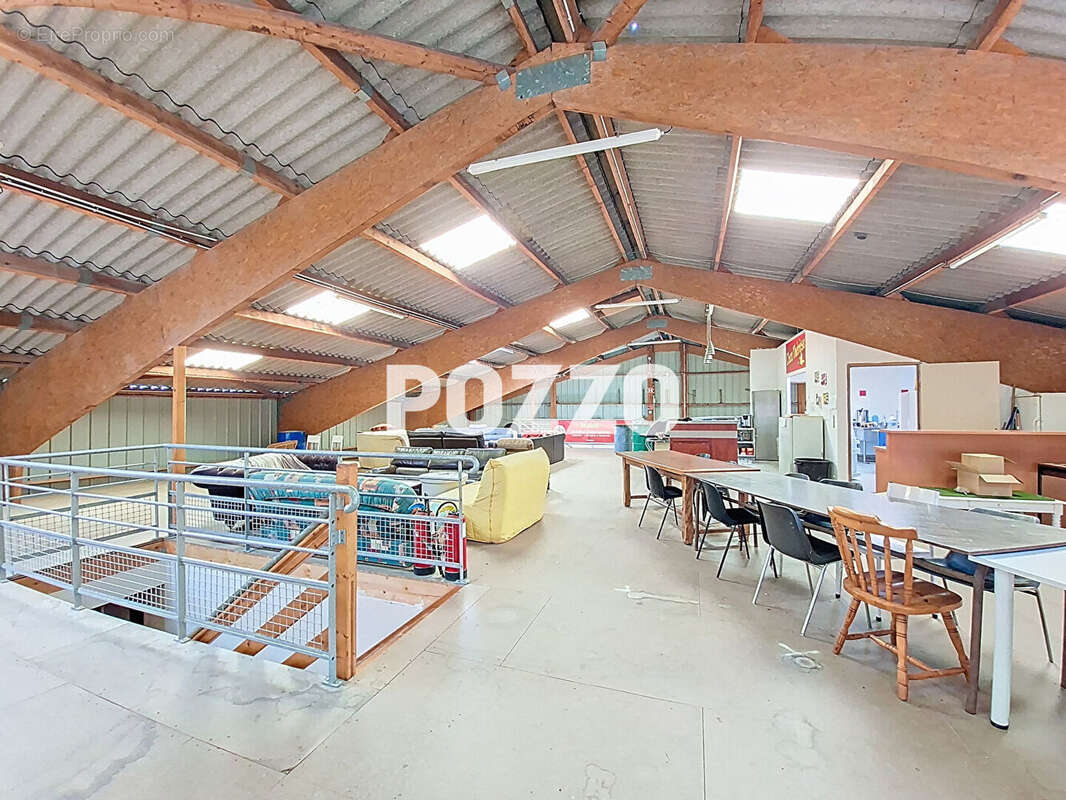 Commerce à PONTORSON