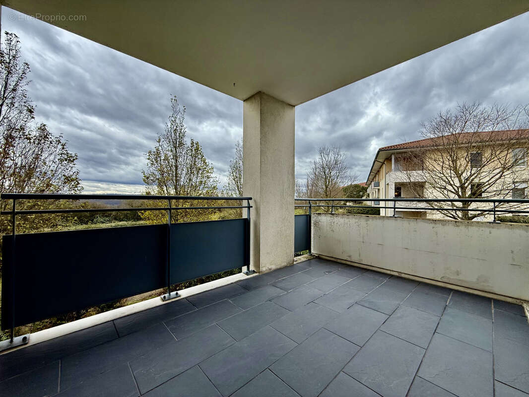 Appartement à L&#039;ISLE-D&#039;ABEAU