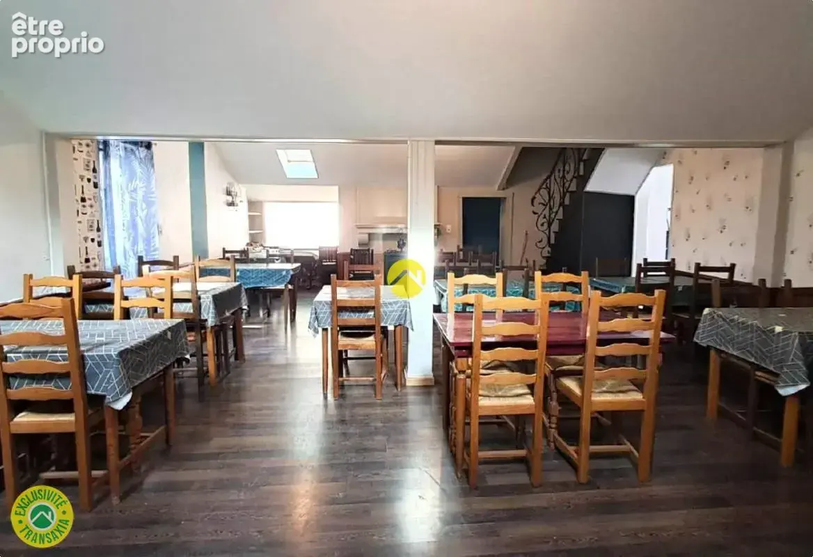 Appartement + commerce - photo 4
