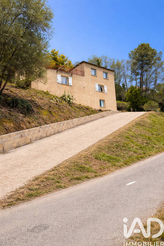 Photo 1 - Maison à SUMENE