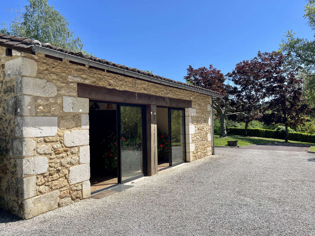 Maison à VILLAMBLARD