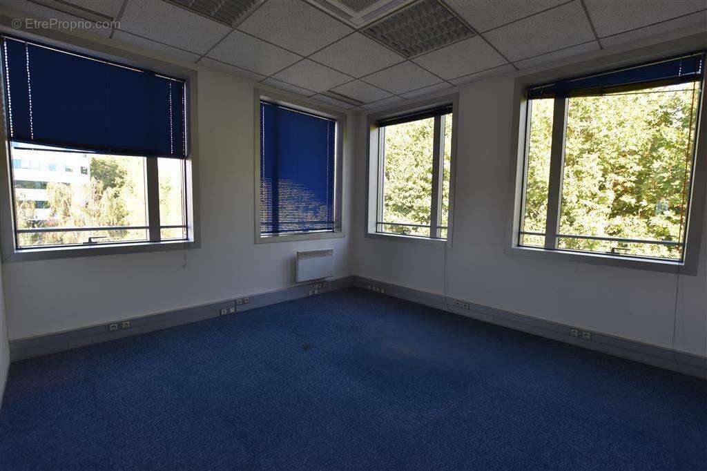 Commerce à VILLEPINTE