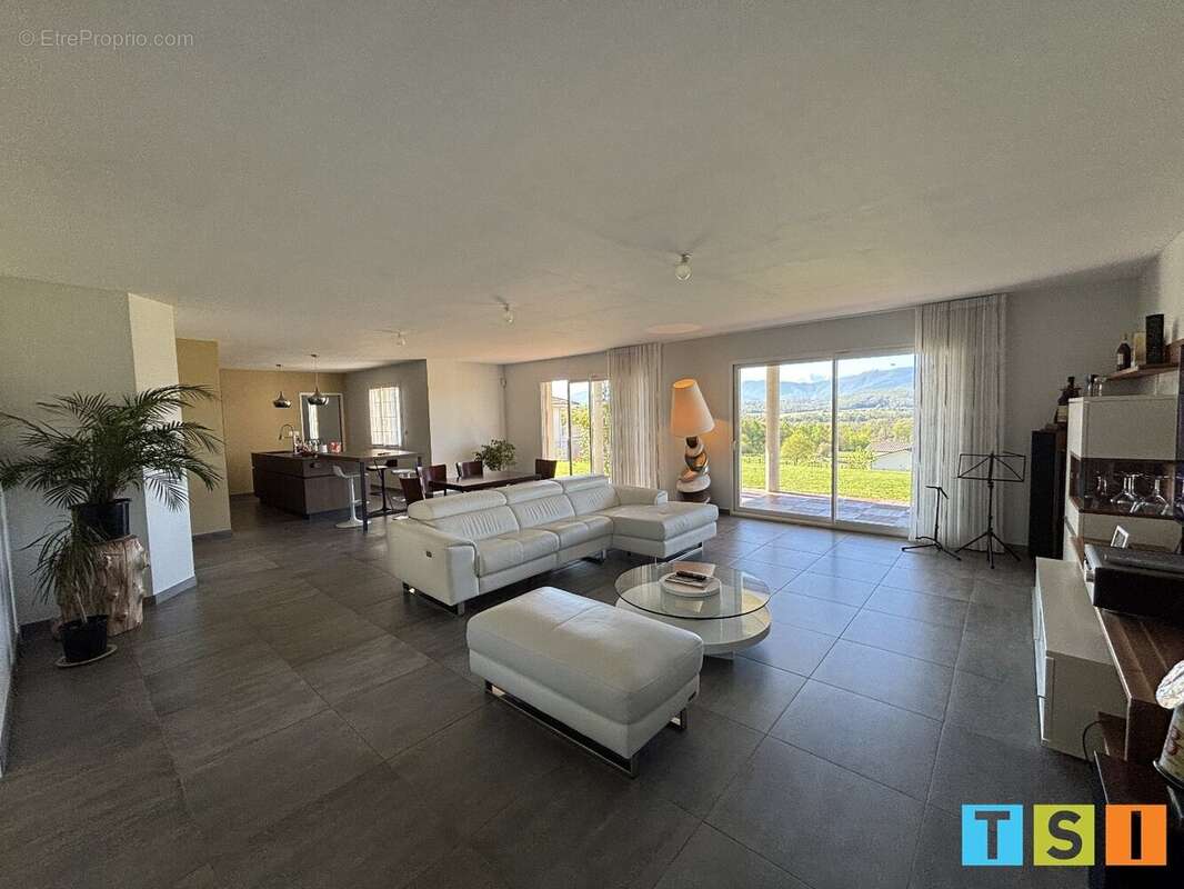 Maison neuve d'exception face aux Pyrénées - photo 3