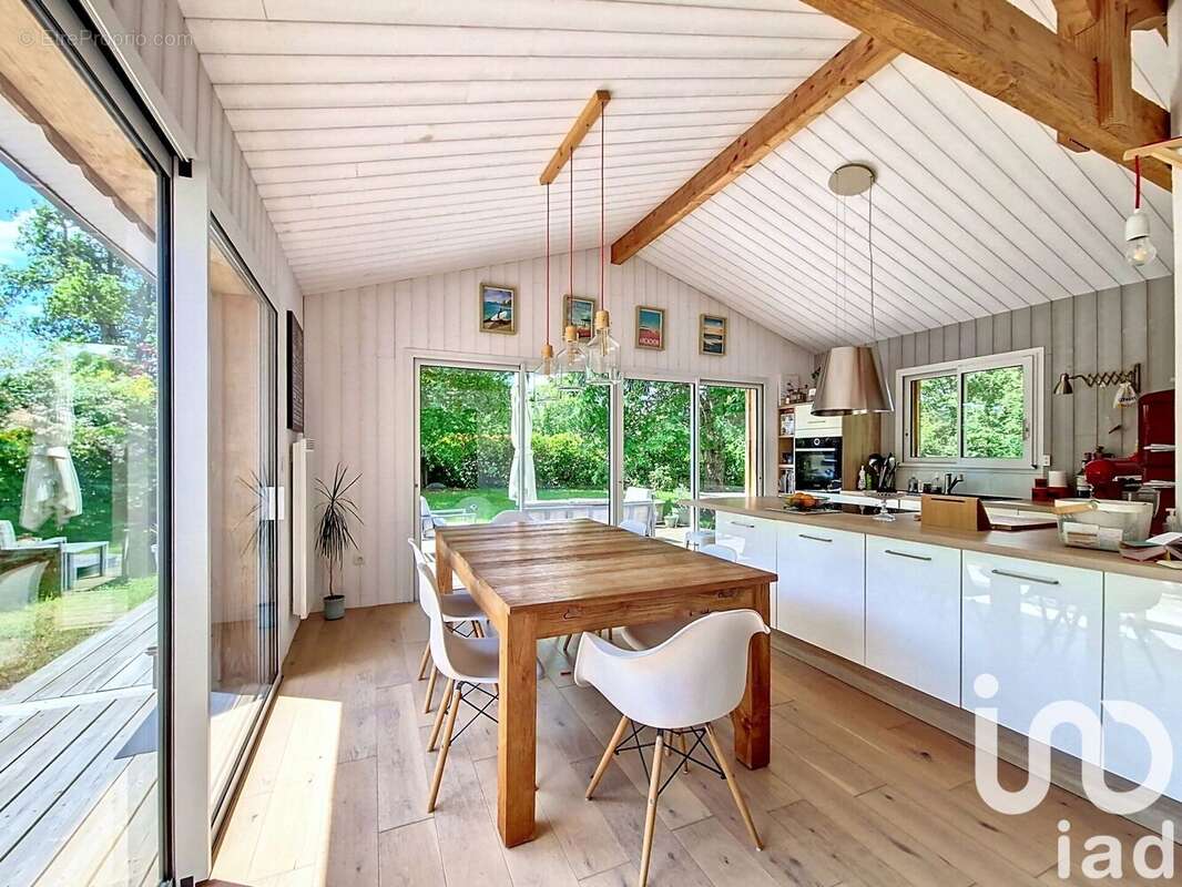 Photo 4 - Maison à SAINT-JEAN-D'ILLAC