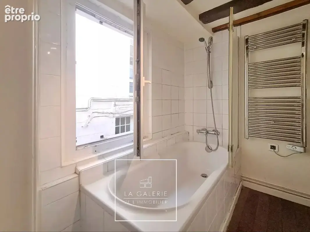 Unique: Un appartement dans une vraie Maisonnette au coeur de Paris 15ème Vaugirard Tout proche du métro - photo 11
