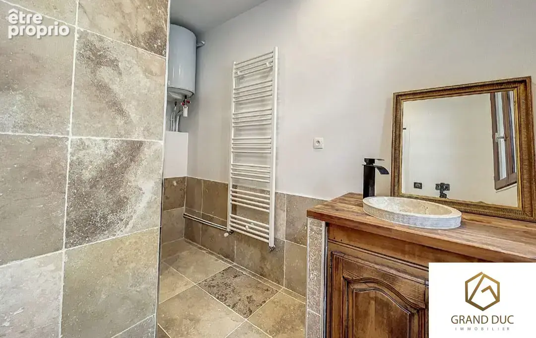 appartement Maison de ville à vendre   Rue d’Endoume, Marseille Maison de ville de 131 m2 sur 3 niveaux   Cour - photo 11