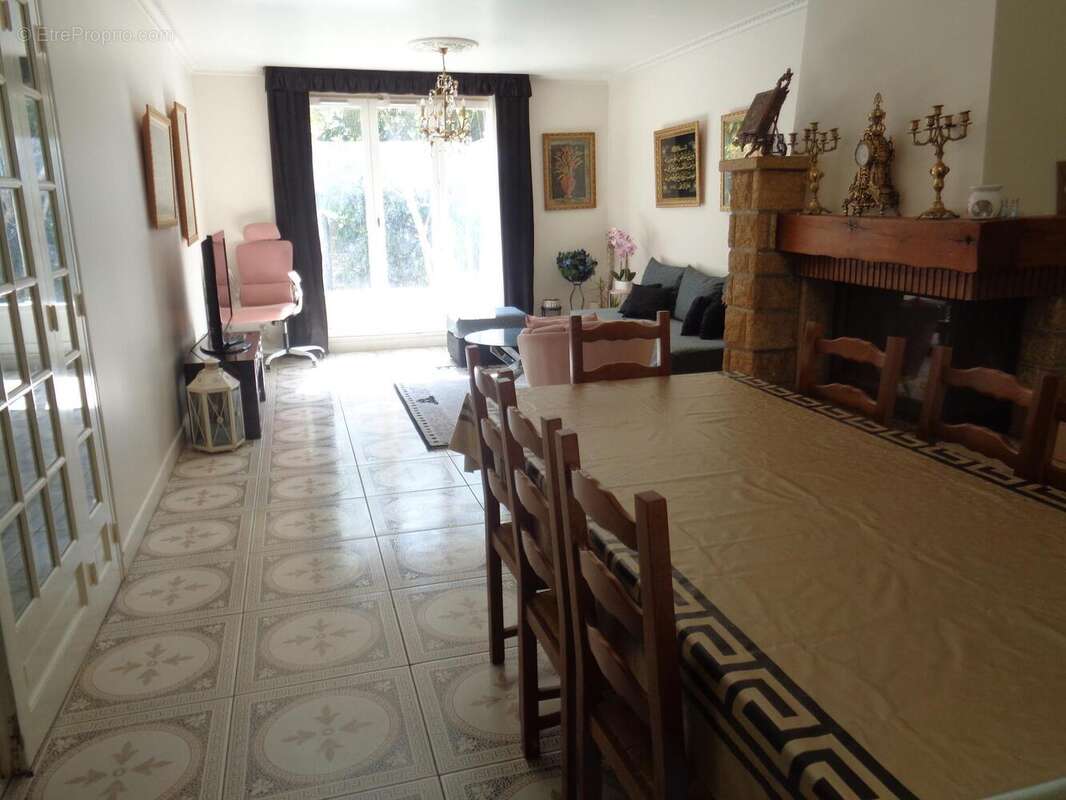 Photo 2 - Maison à CERGY