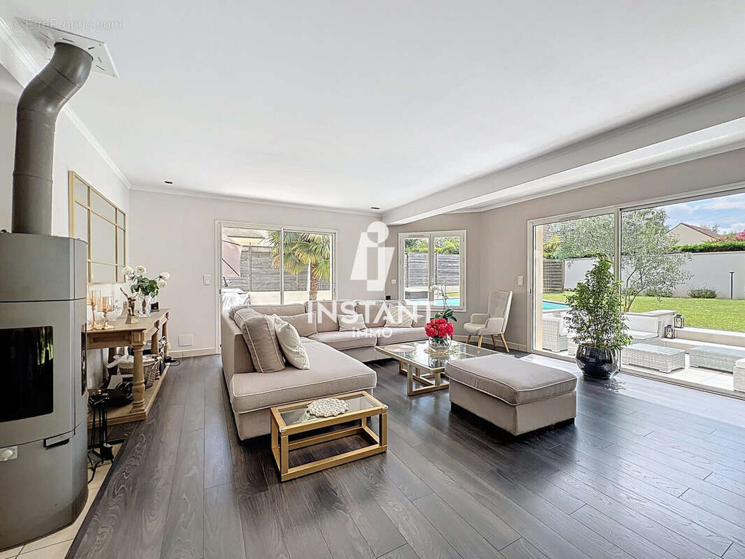 Maison à LONGPONT-SUR-ORGE