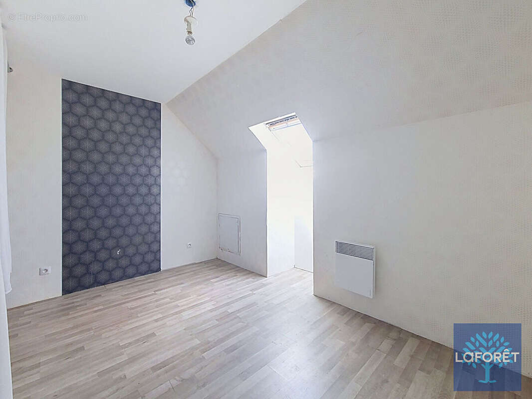 Maison familiale récente de 141 m² à Audeville (45300) - 5 chambres - Environnement calme - photo 7