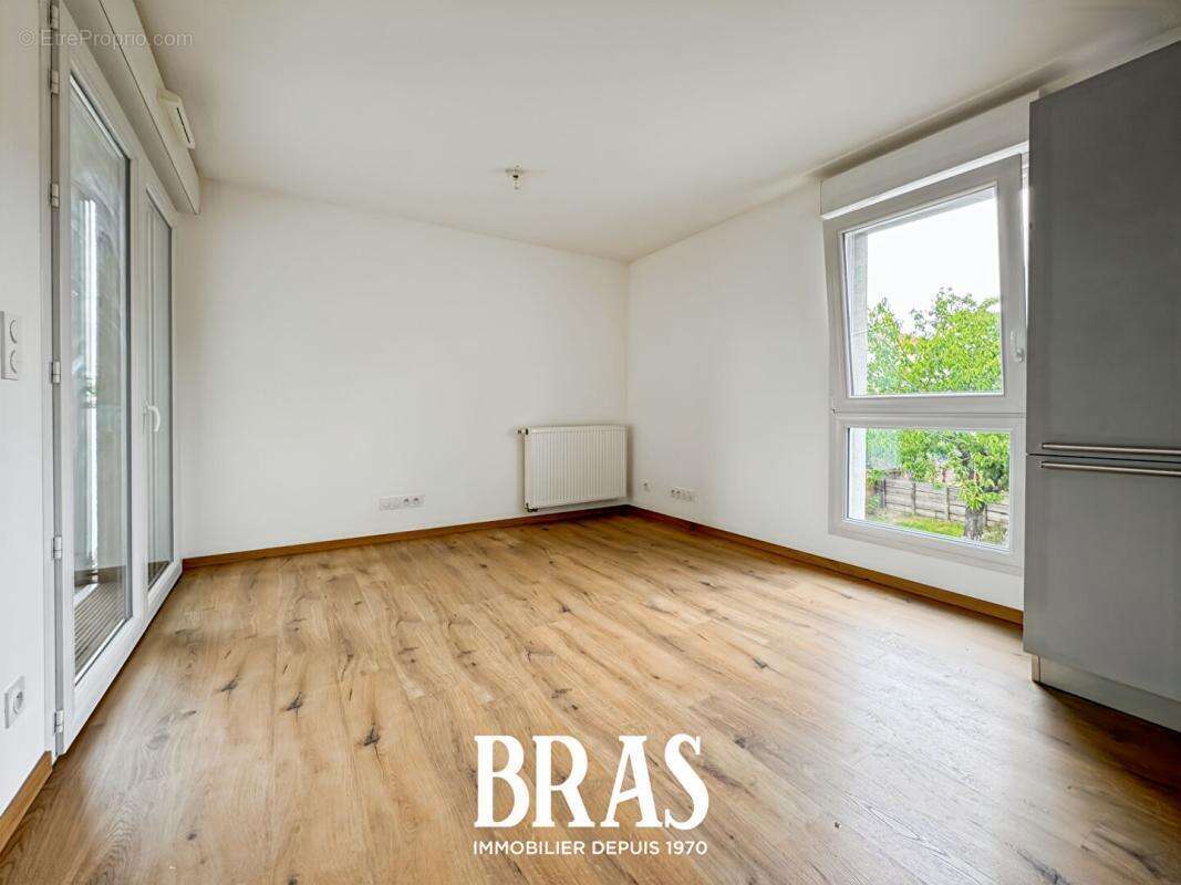 Appartement à BOUGUENAIS
