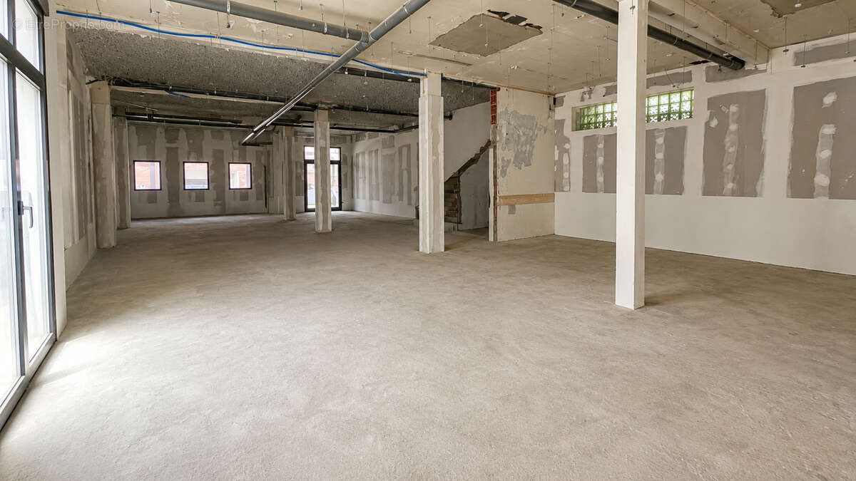 Local Commercial - 476m2 - Saint-Cyprien - photo 8
