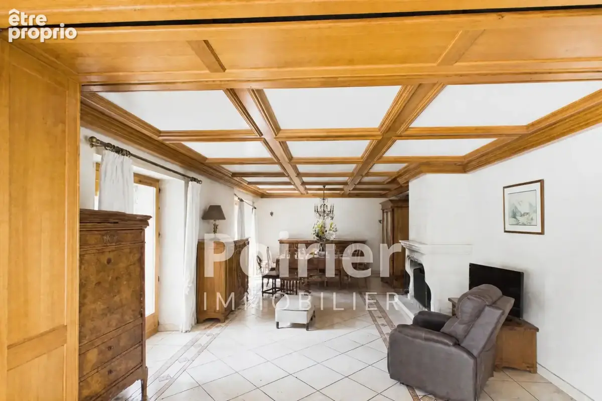 Maison au centre de bons - photo 2