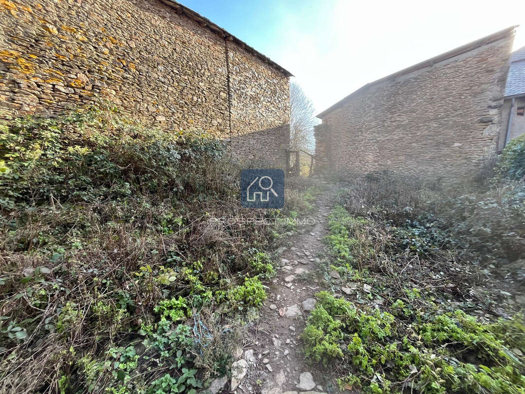Maison à LE VIBAL