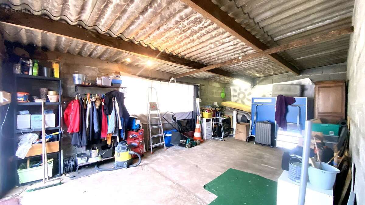 Maison à SAINT-CYR-L&#039;ECOLE