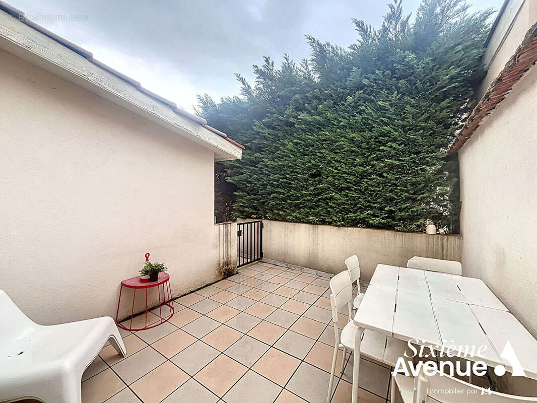 Appartement à LYON-8E