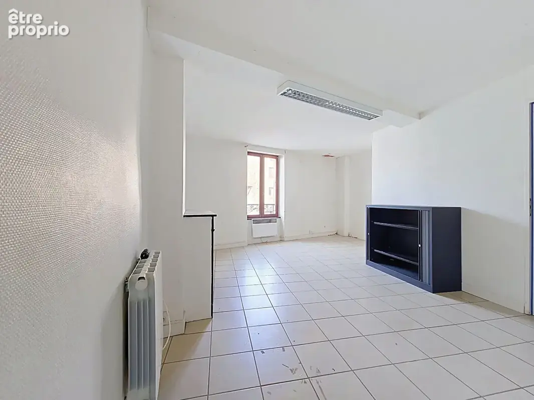 Immeuble Vic Le Comte 60 m2 - photo 5