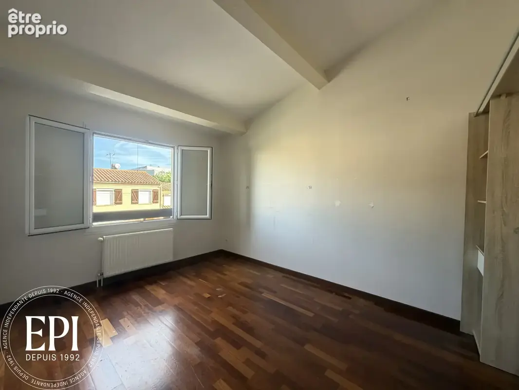 Maison familiale Type 5   120 m2 habitables sur terrain de 295 m2 avec piscine - photo 23