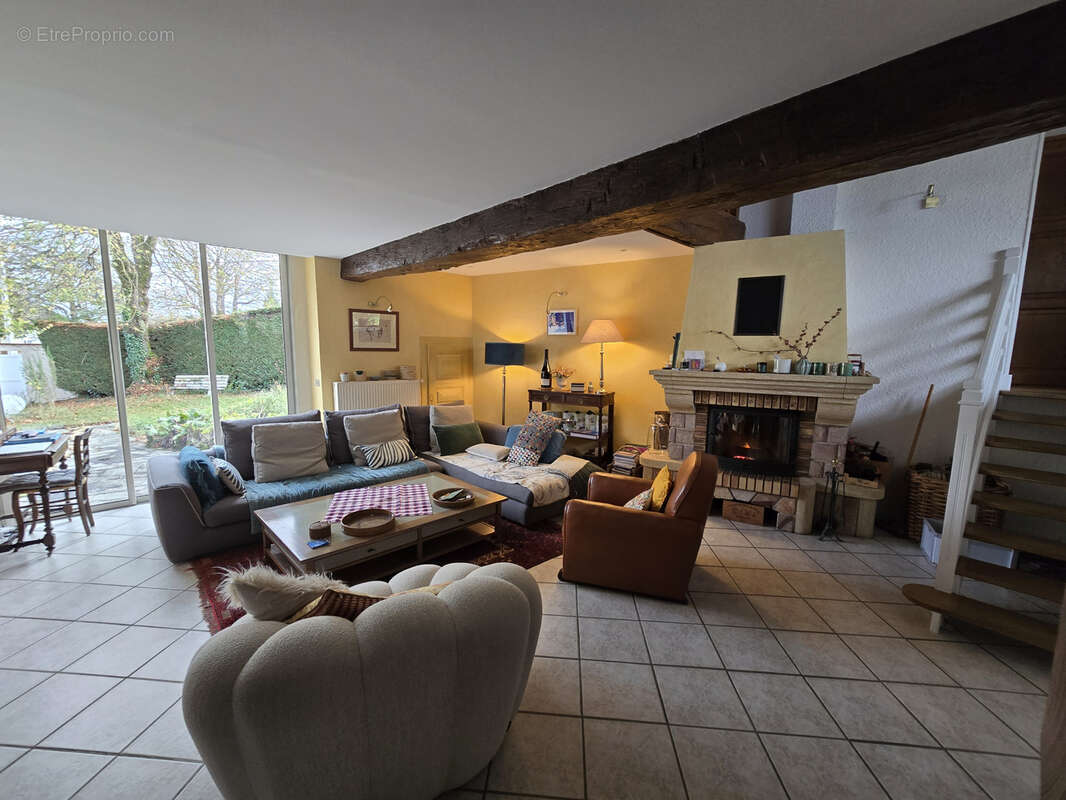 Maison à LE VERNET