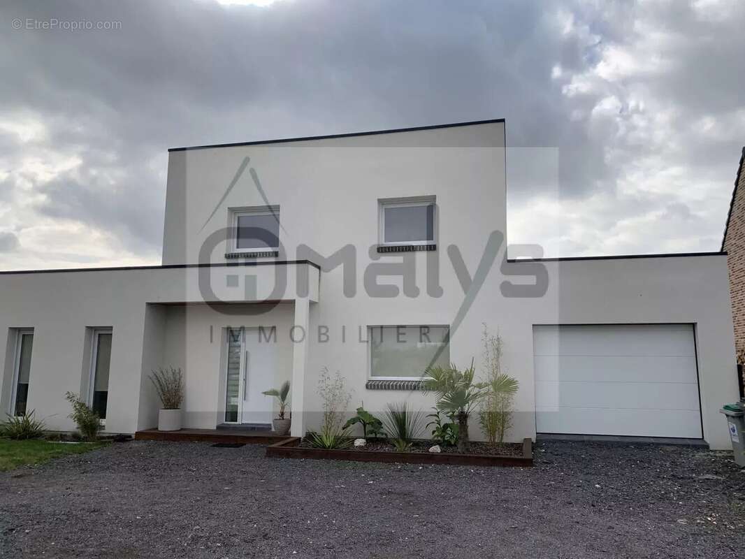 Maison à AIRE-SUR-LA-LYS