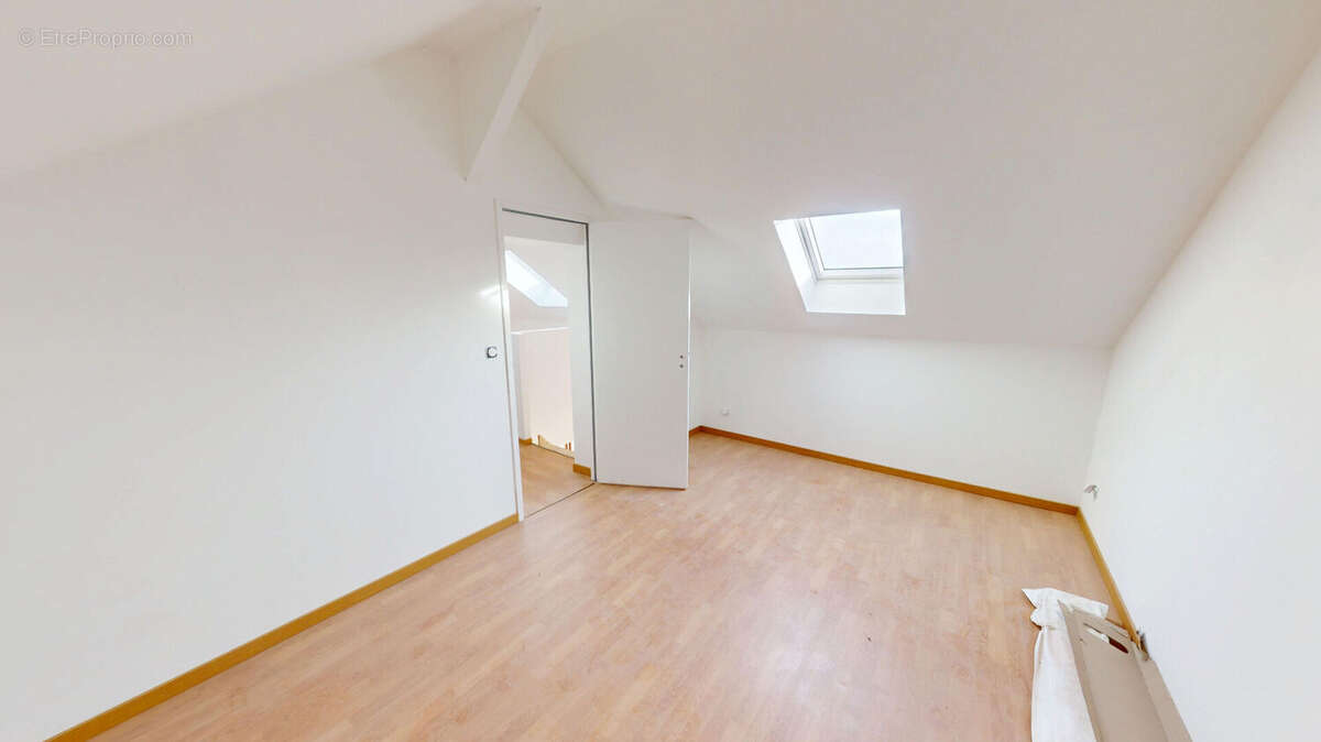 Maison à FONTENAY-SUR-EURE