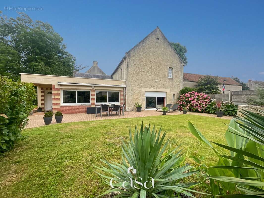 Maison à SAINT-AUBIN-D'ARQUENAY