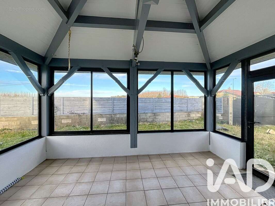 Maison 94 m² à Prechacq-Les-Bains  - photo 7