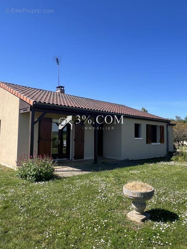 Maison à LA CHAPELLE-MOULIERE