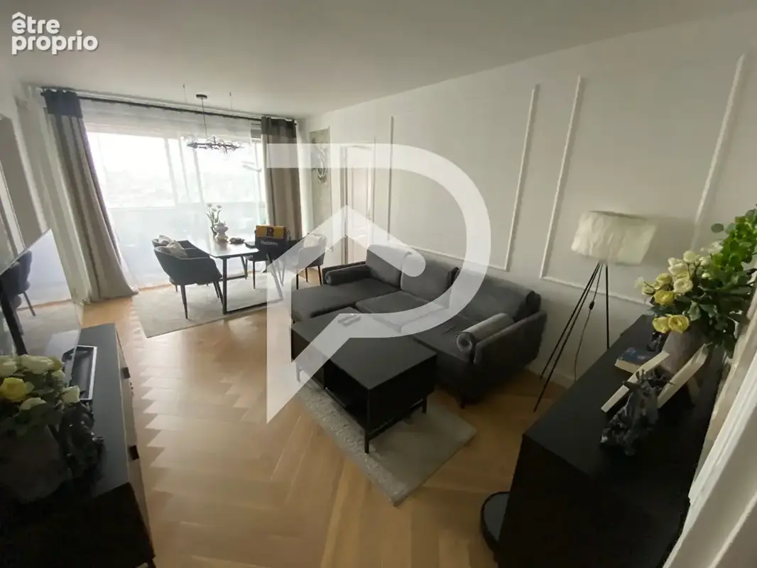 Appartement à COLOMBES