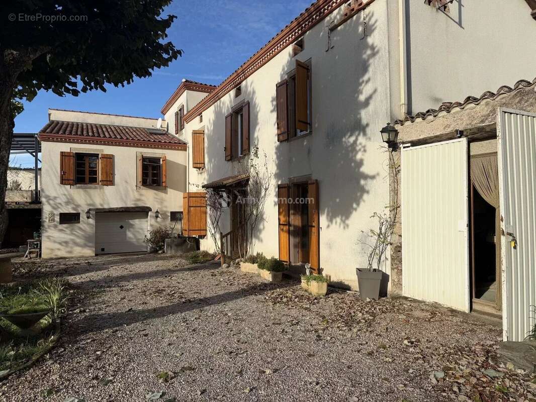 Maison à SAINTE-GEMME
