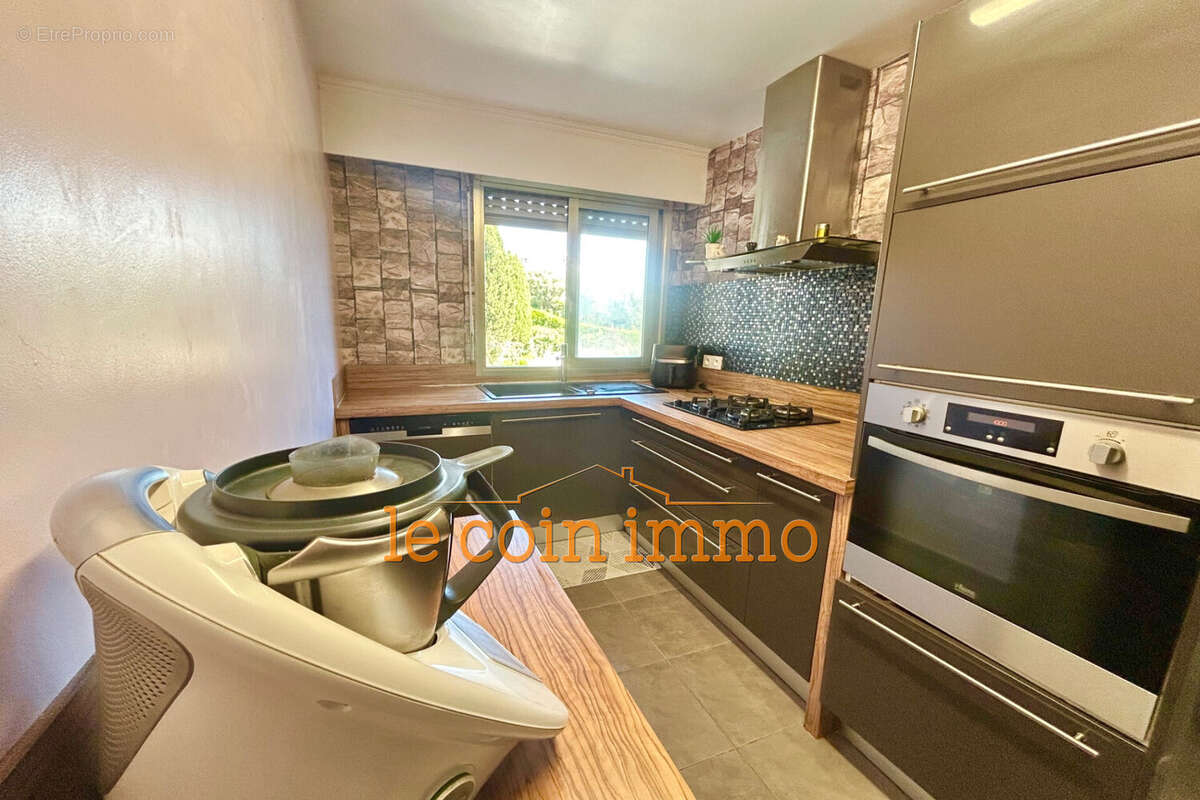 Appartement 78 m² à Antibes  - photo 5