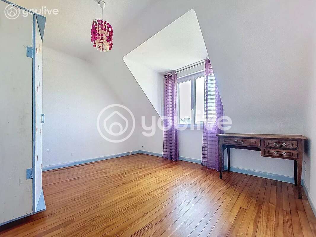 Maison à PLOUGUERNEAU