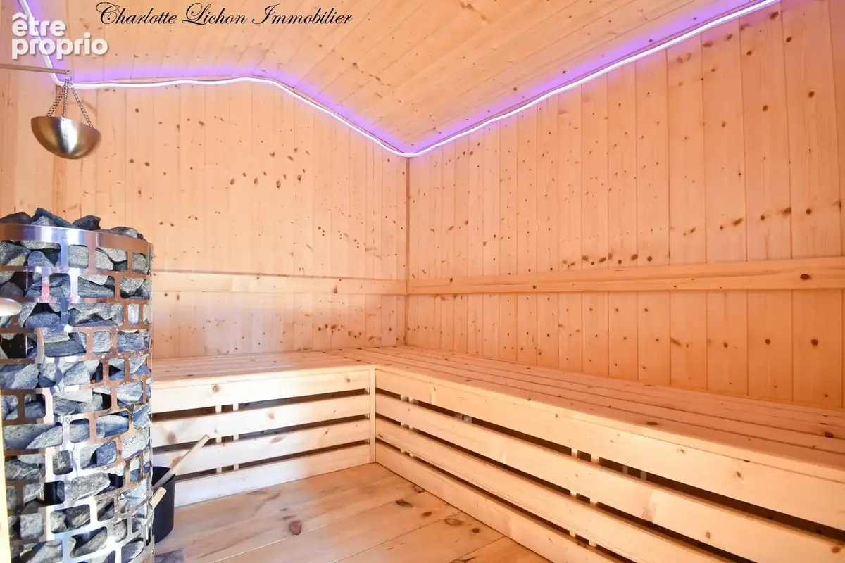 Maison 4 chambres - garage - picine intérieure - jacuzzi - sauna - salle de cinéma - appartement et studio iné - photo 5