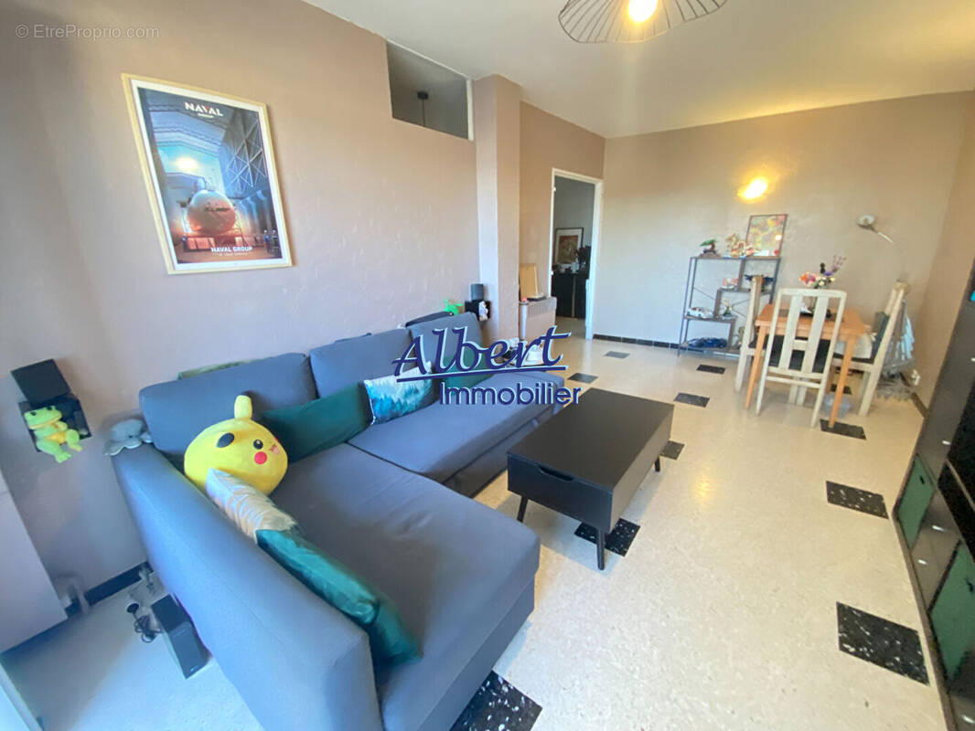 Appartement à OLLIOULES