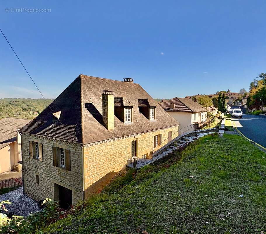 Maison à SALLES-DE-BELVES