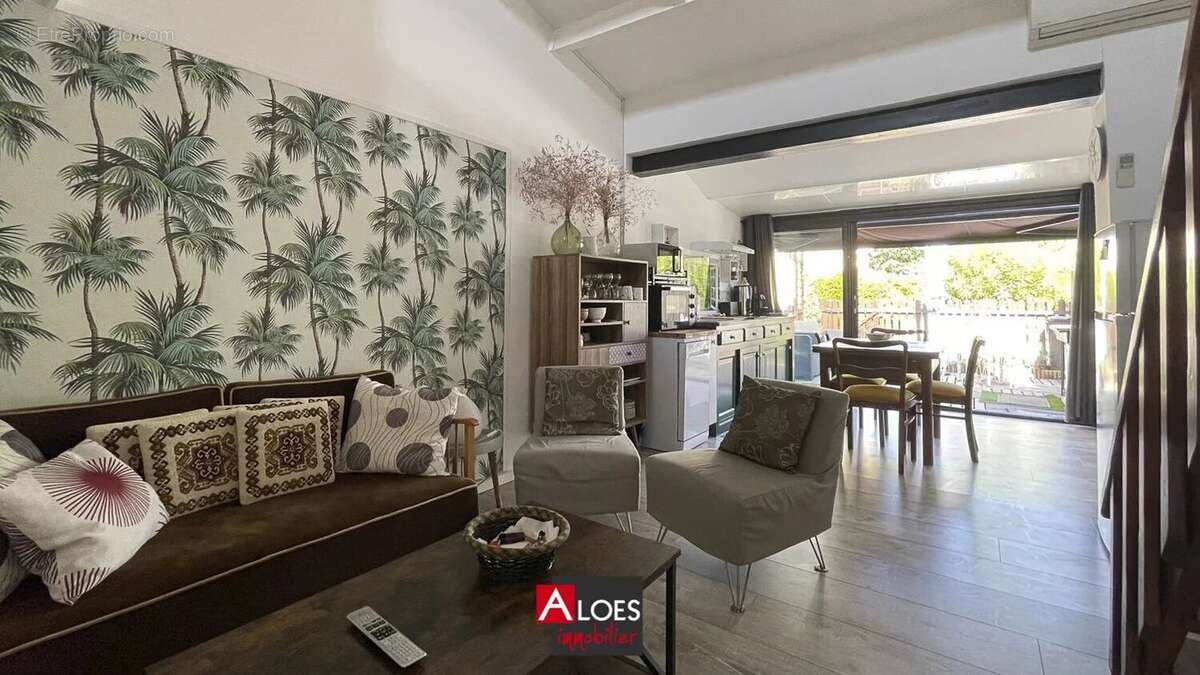 Maison Aigues-Mortes 3 pièces avec terrasse et parking - photo 2