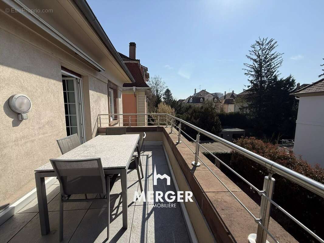 Maison de maître entierement renovee – conseil des xv - photo 11