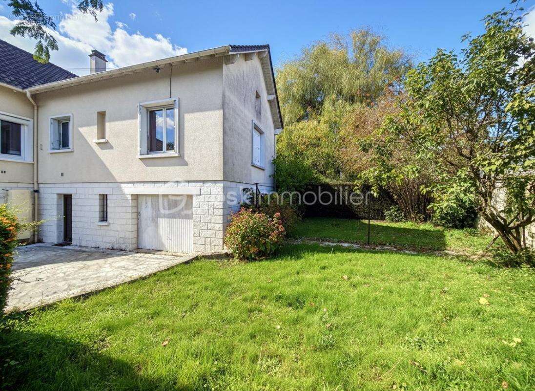 Maison à CHARTRETTES