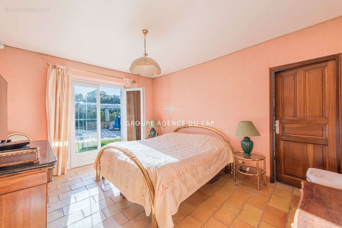 Maison à FREJUS