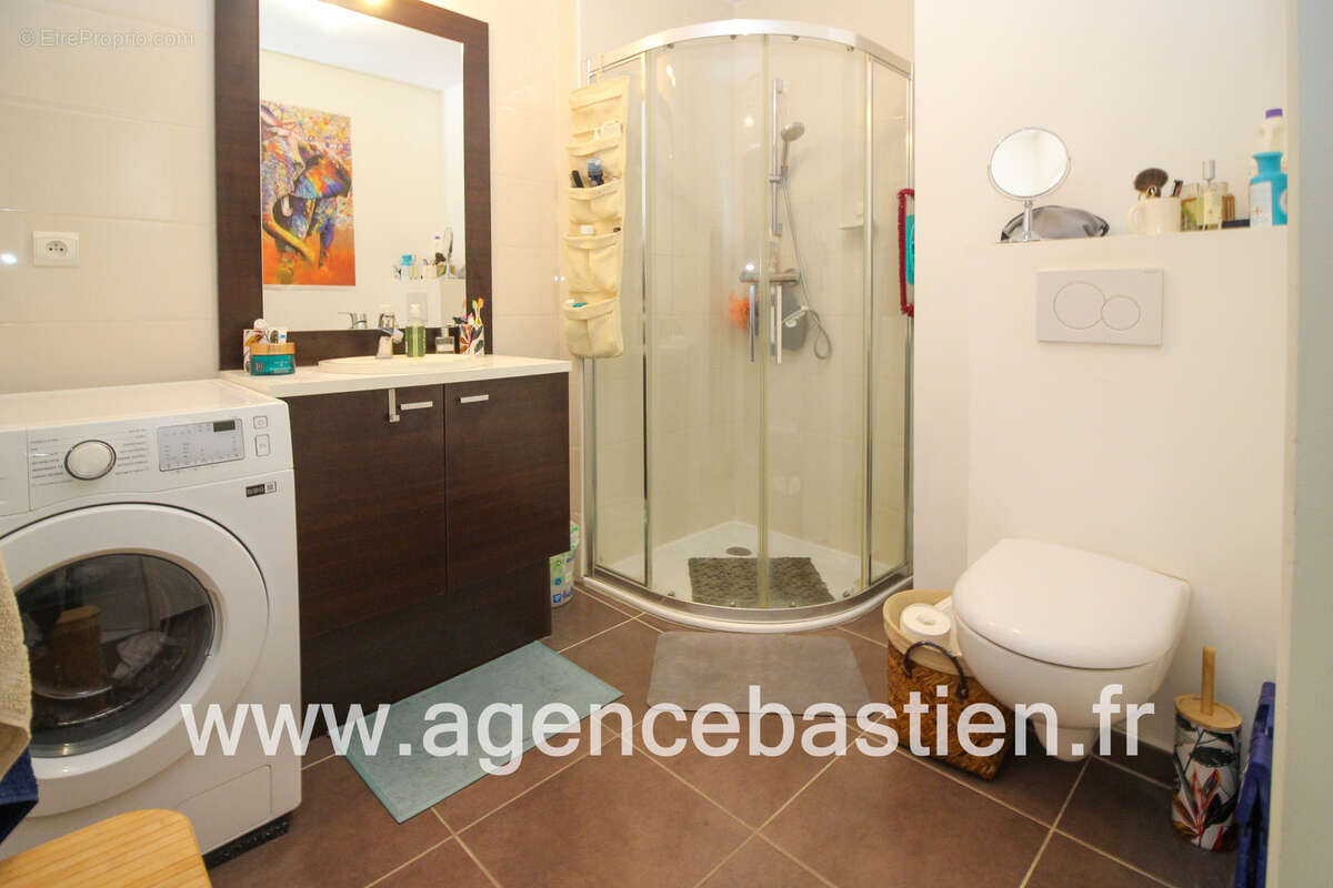 Appartement à DIVONNE-LES-BAINS