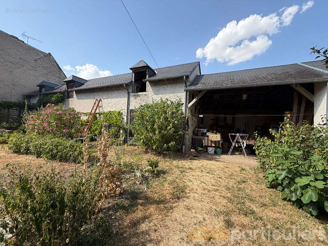 Maison Lignieres 7 pièce(s) 145 m2 avec jardin et dépendances - photo 3