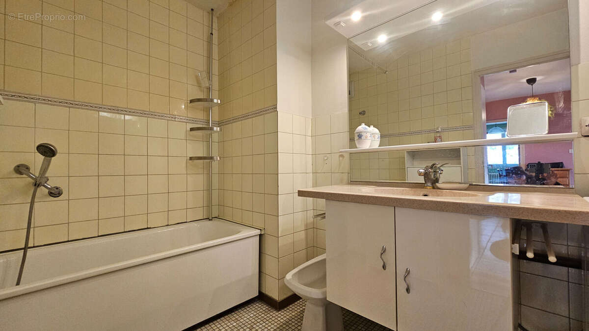 Appartement à DOUVAINE