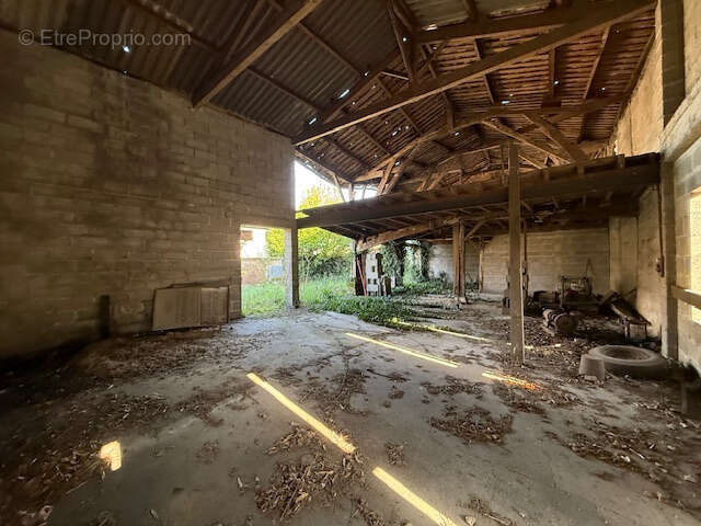 Maison à SAINT-AIGULIN