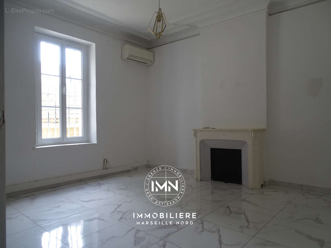 Appartement à MARSEILLE-16E